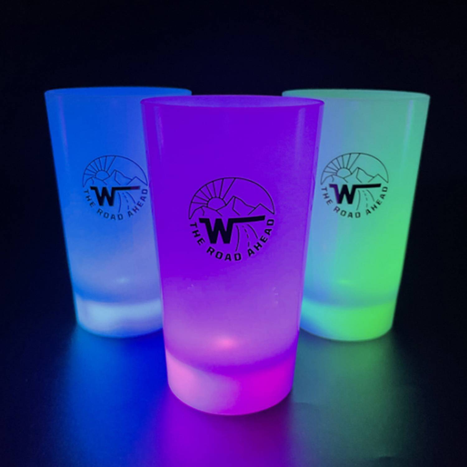 LED Glow Light Up Neon Look 15 oz Pint Glass 5