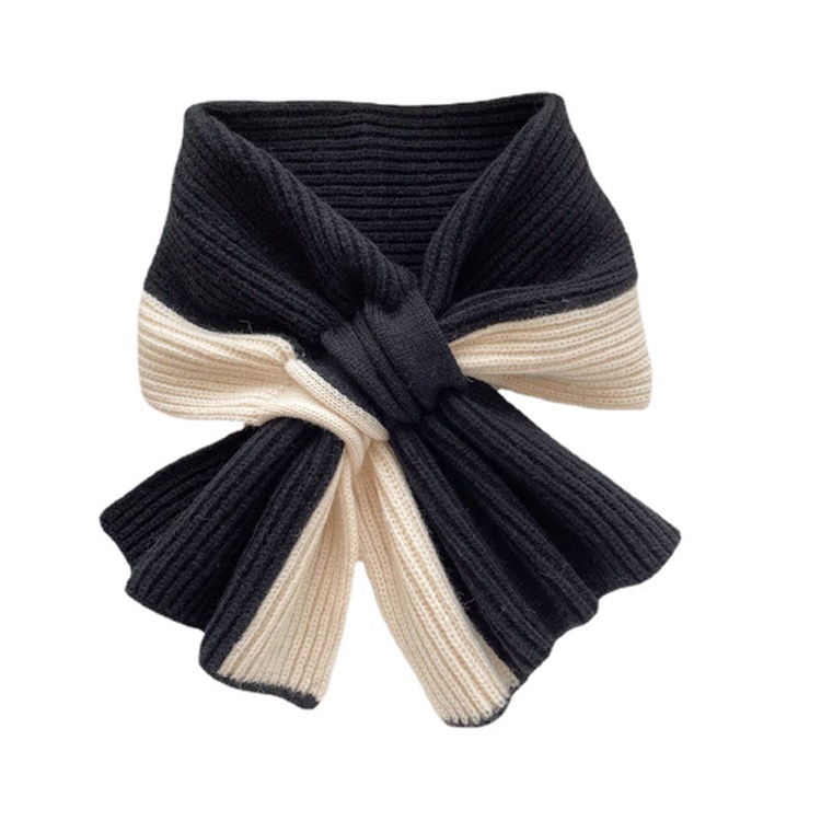 Knitted Color Block Scarf 4