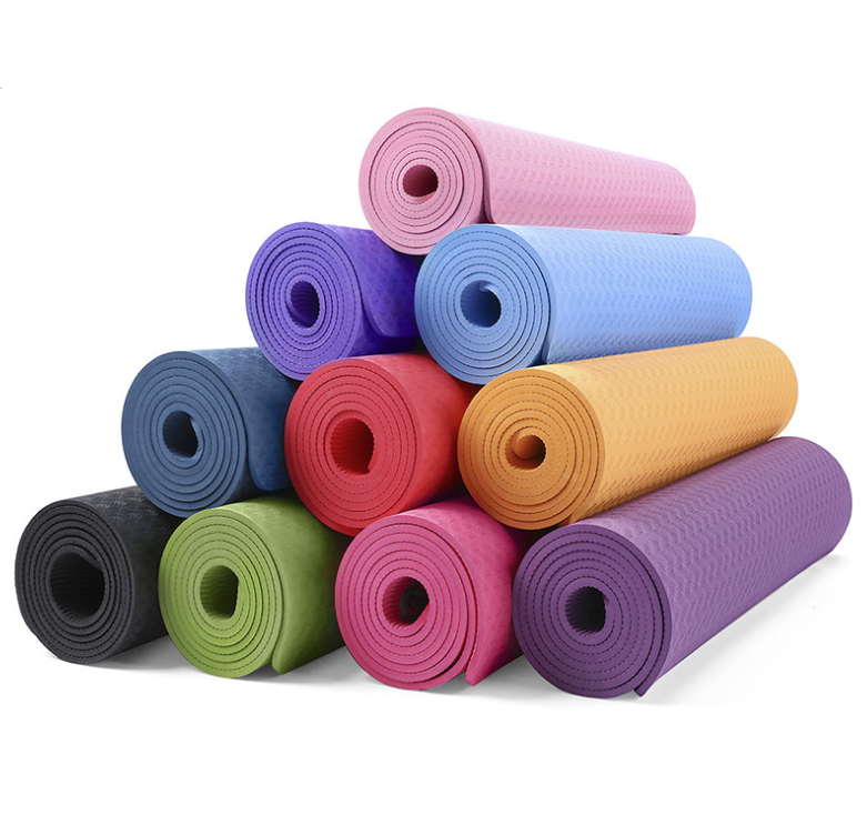 Tpe monochrome yoga mat 1