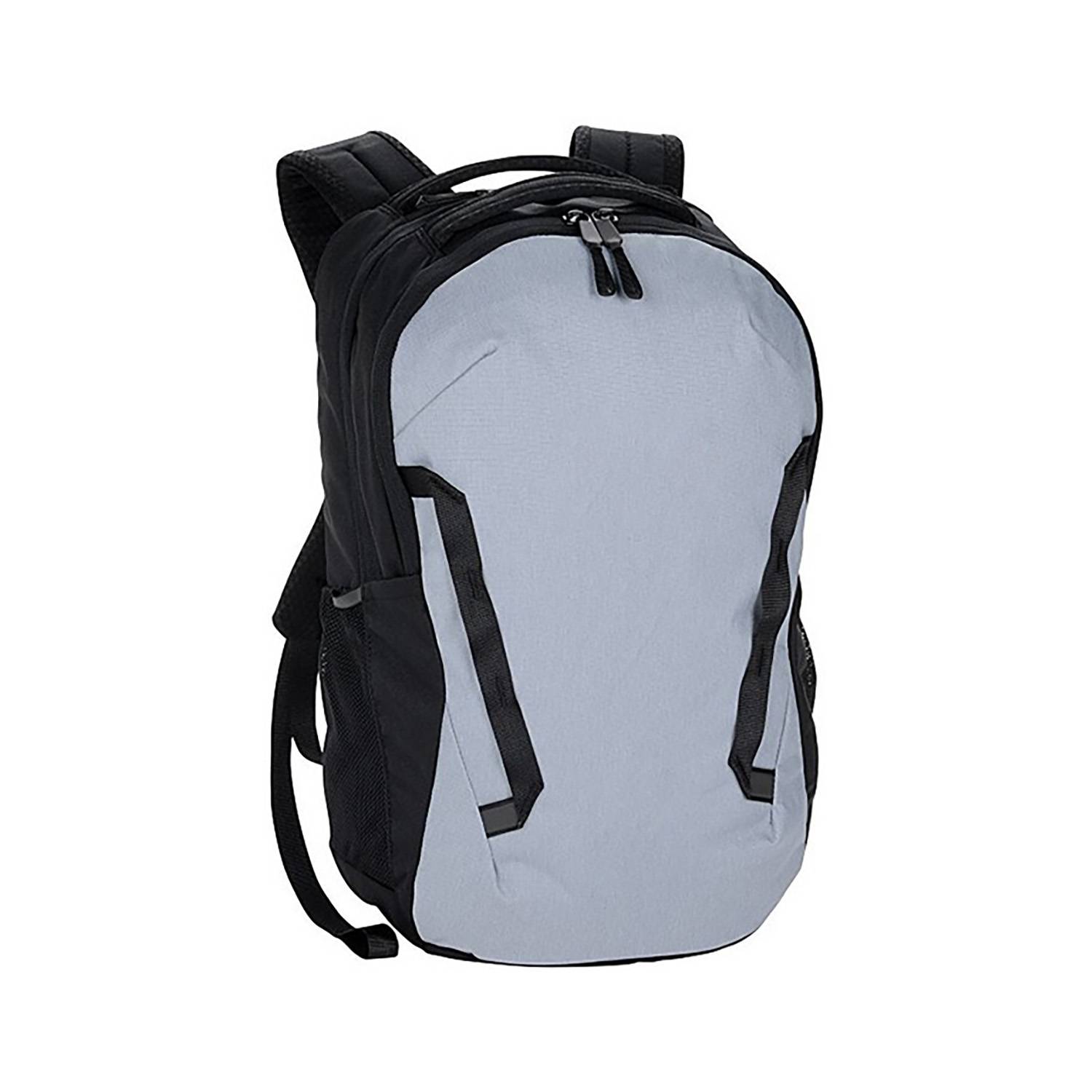 Water repellent hiking bag 3