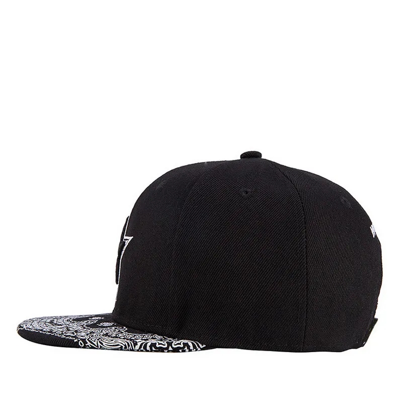Embroidered Five-Pointed Star Snapback Baseball Cap 2