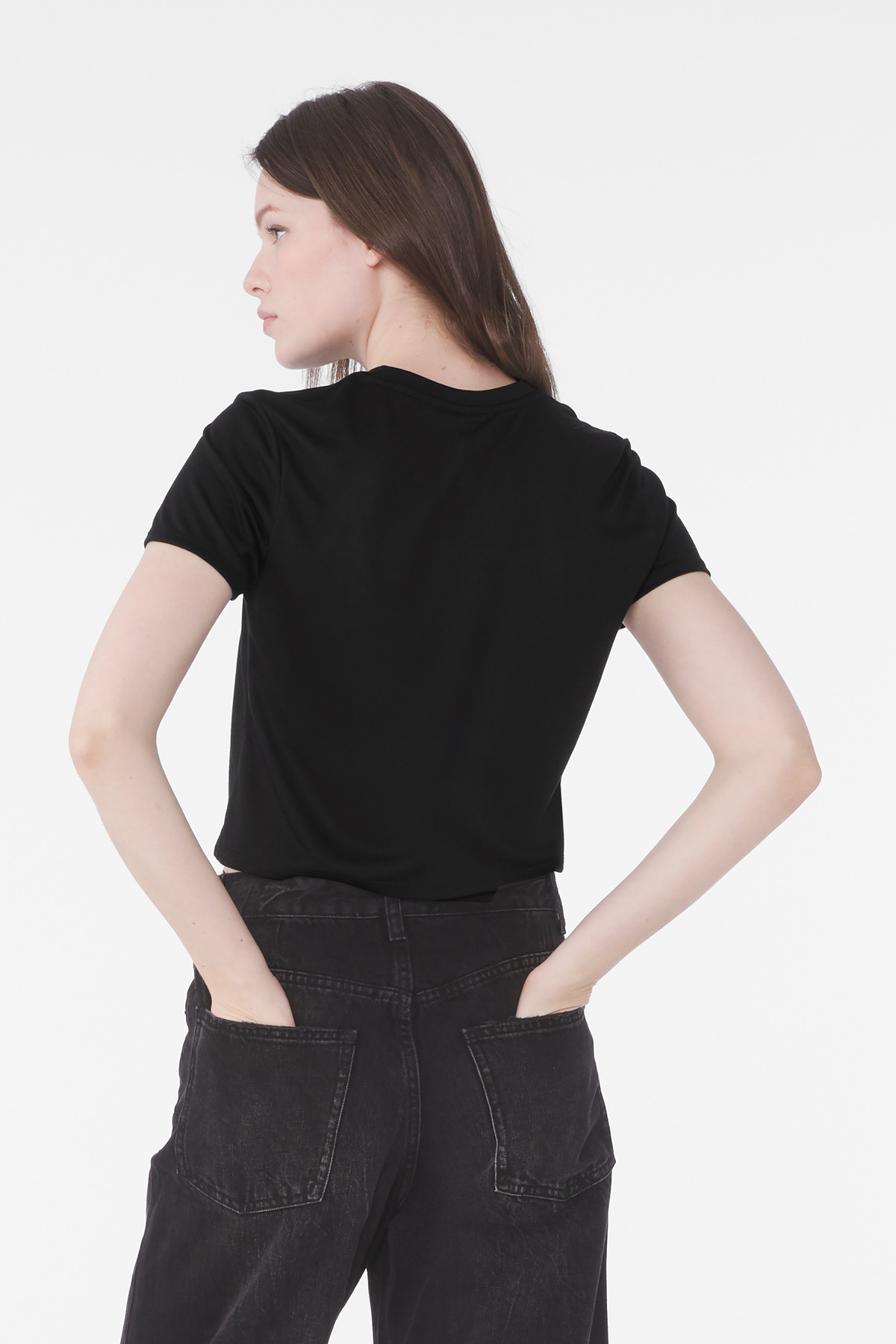 BELLA+CANVAS Women's Flowy Cropped Tee BC8882 4