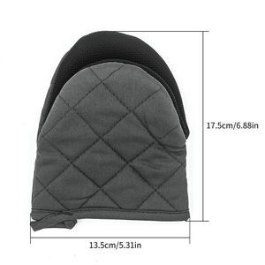 1 Pair Short Oven Mitts 1