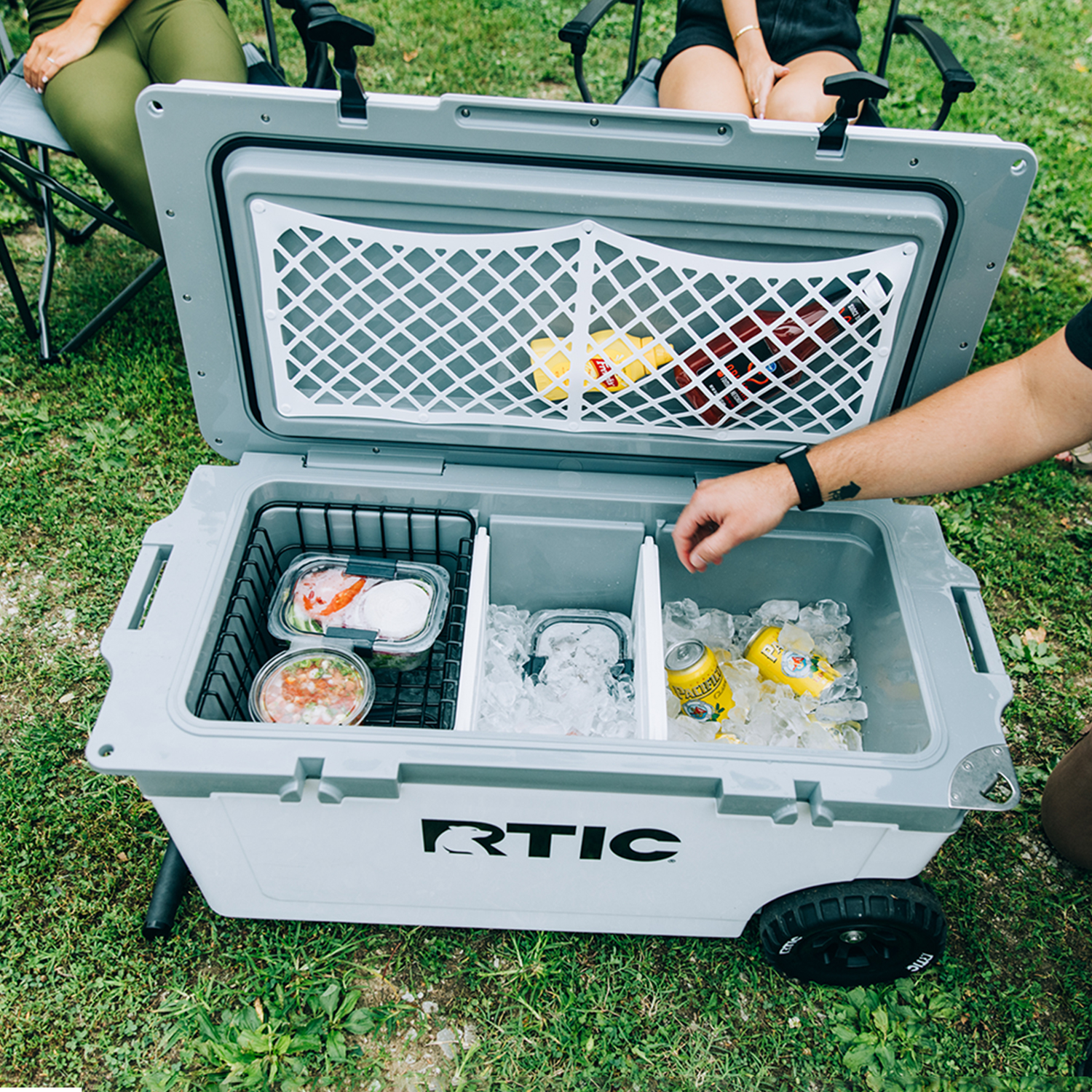 72 QT RTIC® Insulated Ultra-Light Wheeled Cooler Ice Chest (36.75" x 18.75") 6