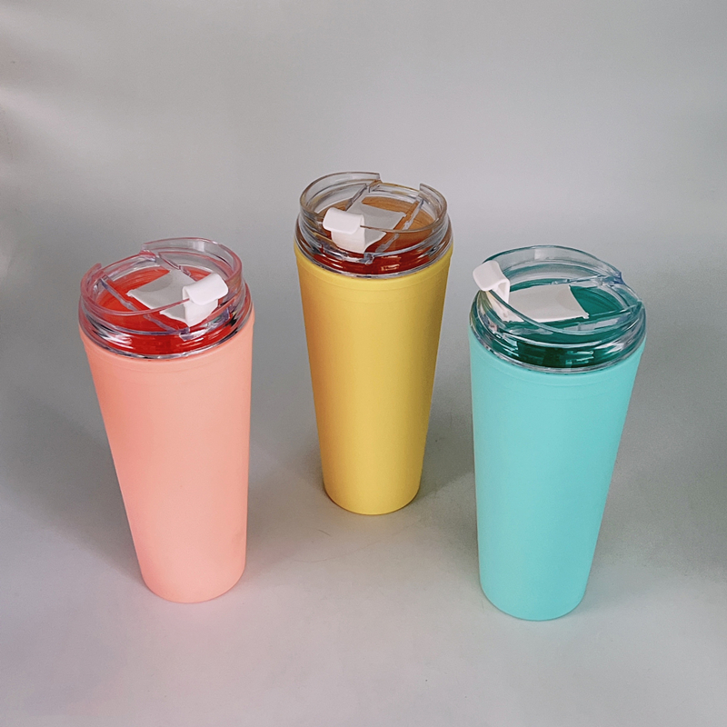 Double Wall Plastic Travel Mug 2
