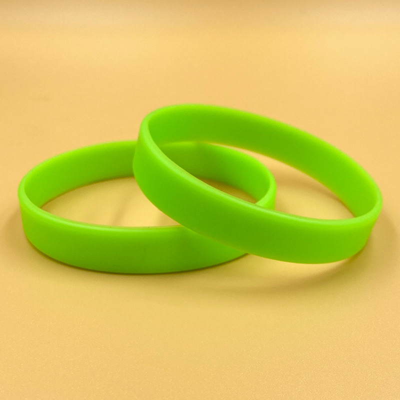 Colored Silicone Stretch Unisex Wristbands 13