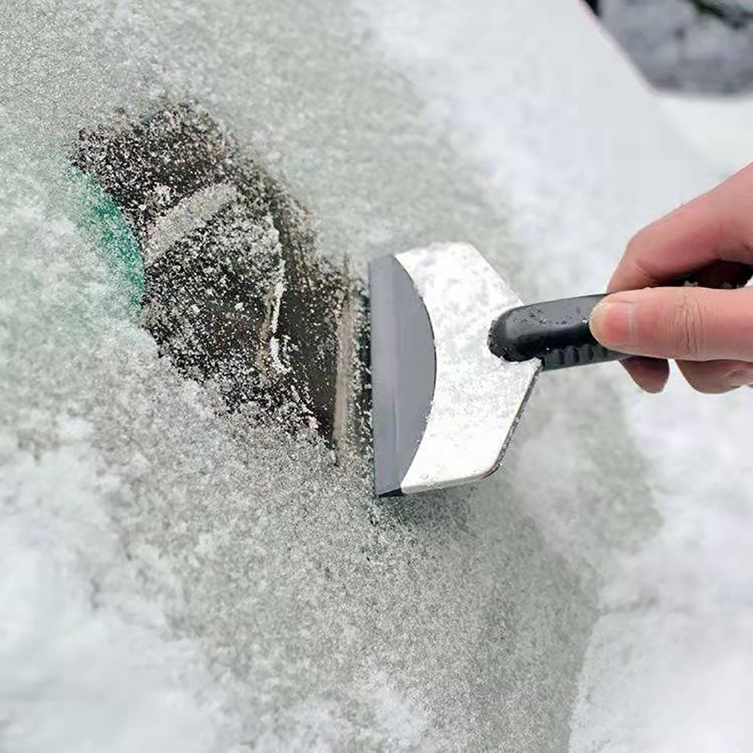 Portable Ice Scraper 4