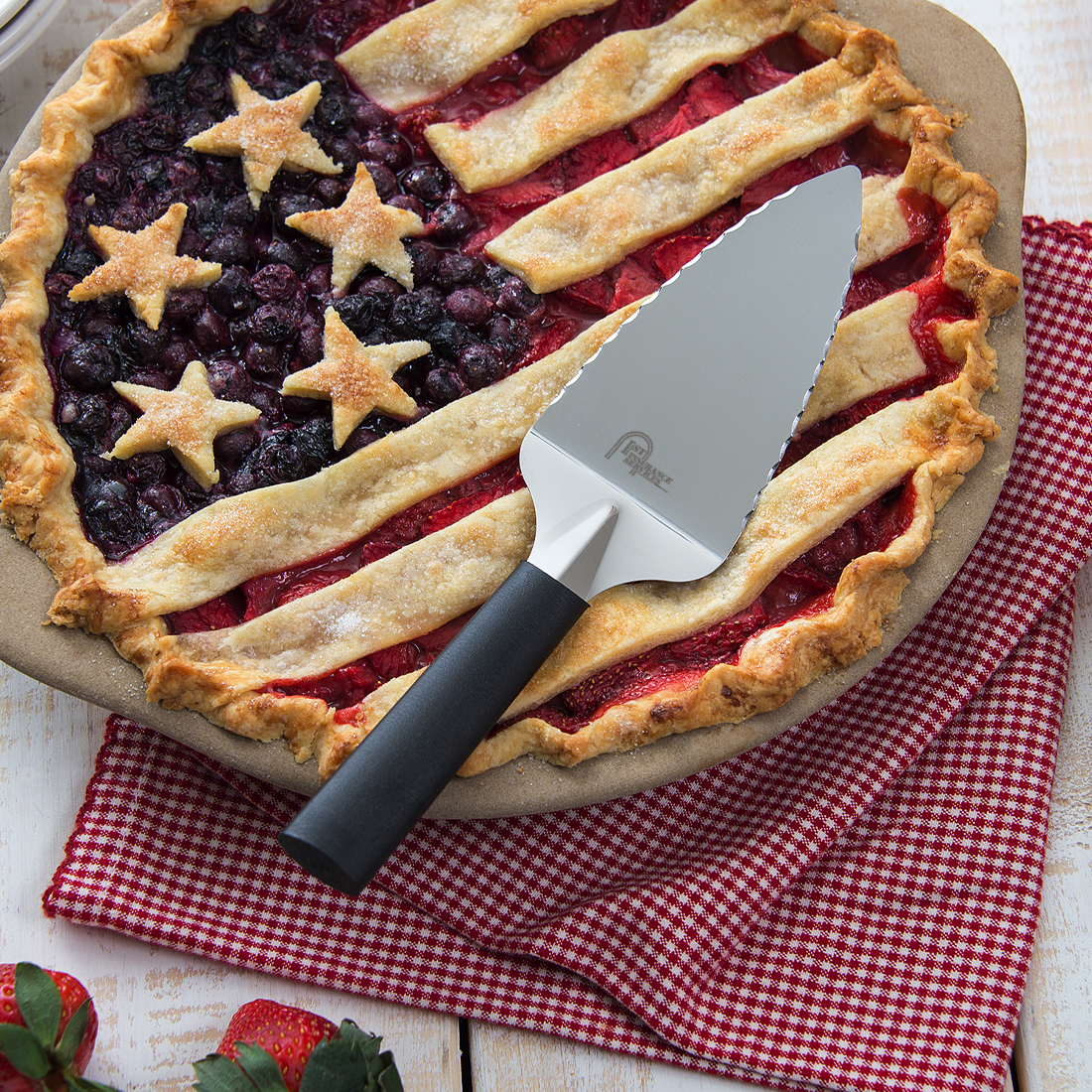 Serrated Pie Server w/Black Handle 3