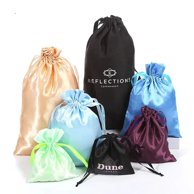 SATIN DRAWSTRING GIFT BAG 2