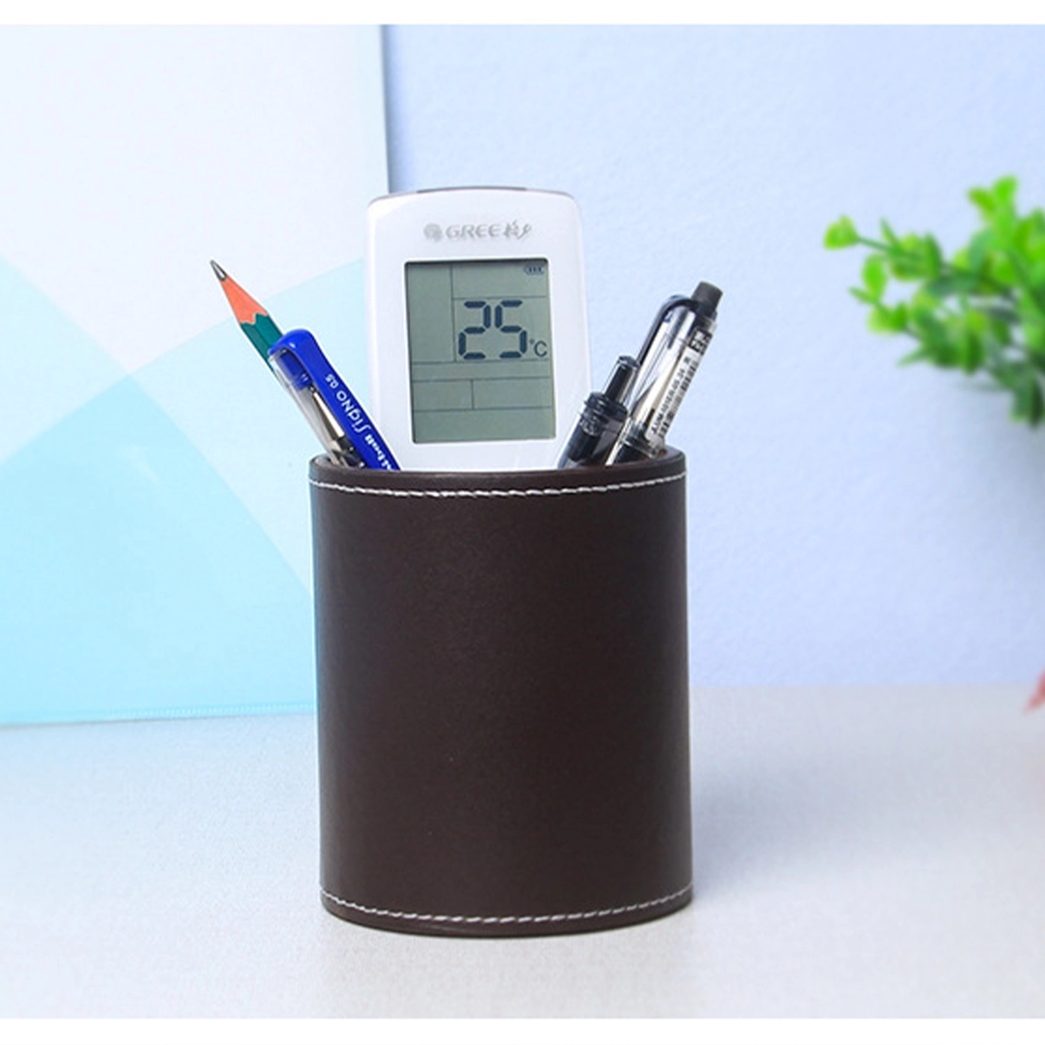 Round Leather Pen Cup 3