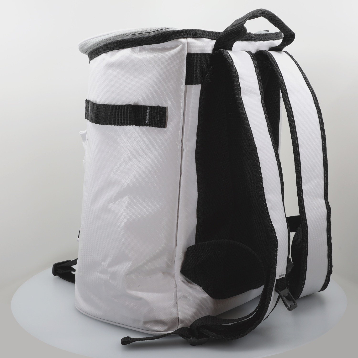 Olympus Mid-size Backpack Cooler