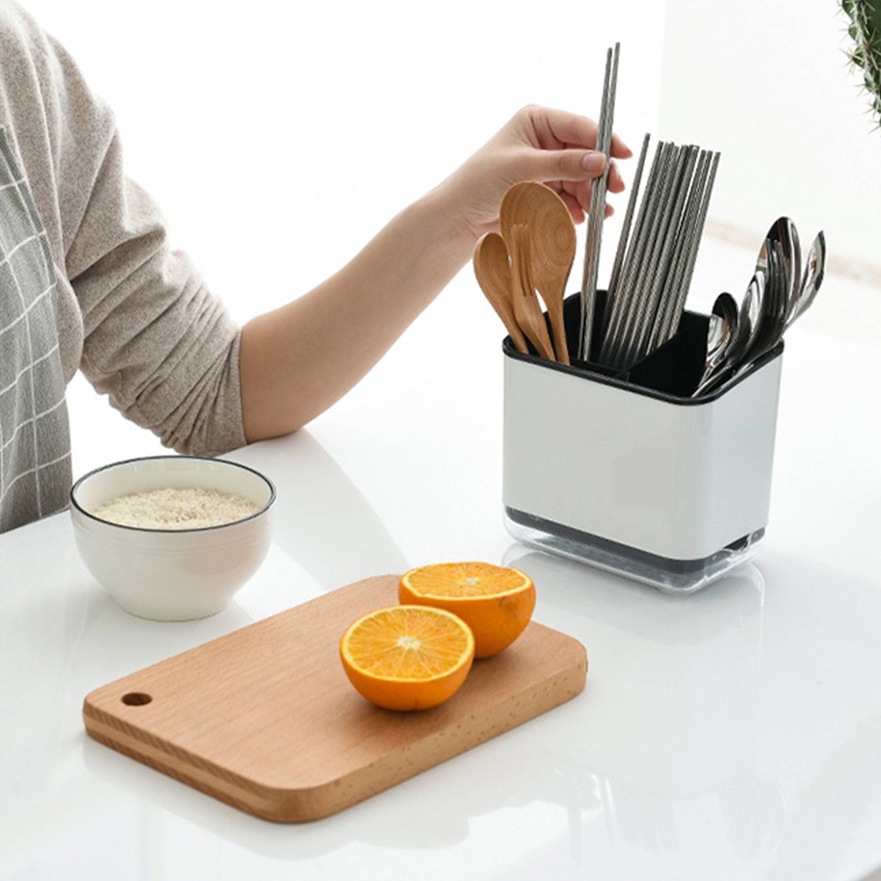 Polypropylene Multi-function draining chopstick holder 7