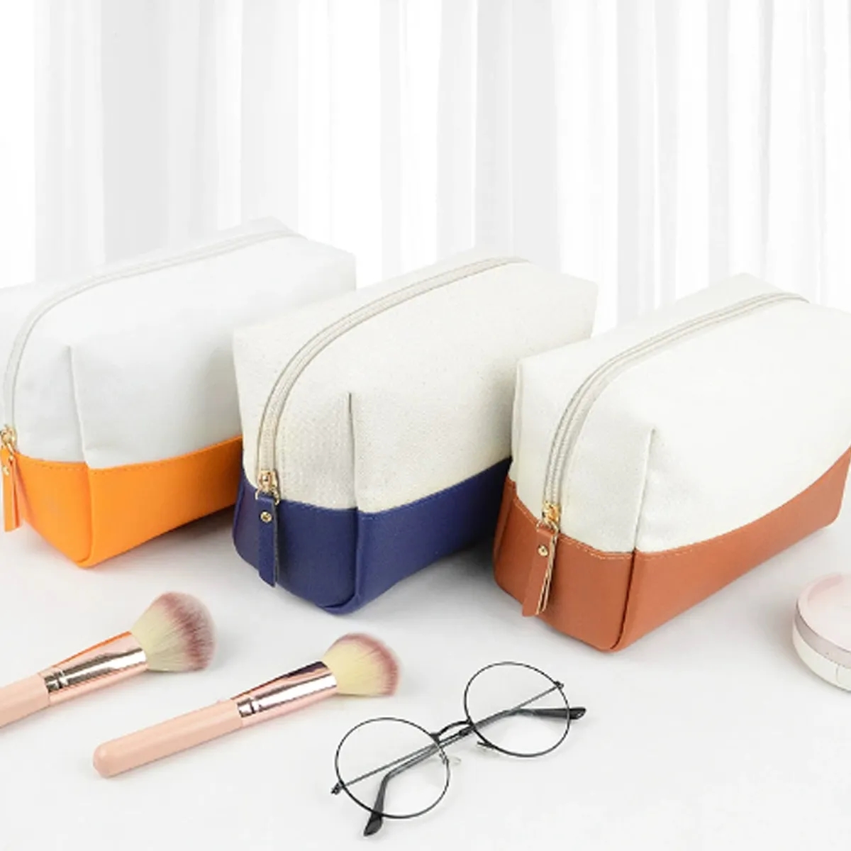 7L Canvas & PU Leather Zippered Cosmetic Makeup Bag 4