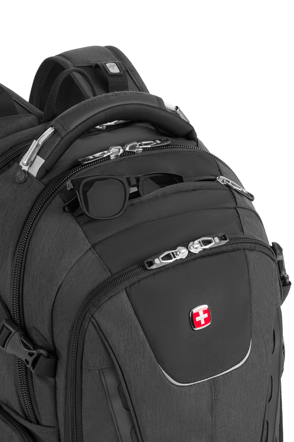 SWISSGEAR 5358 Travel Tech Elite USB ScanSmart Laptop Backpack 18