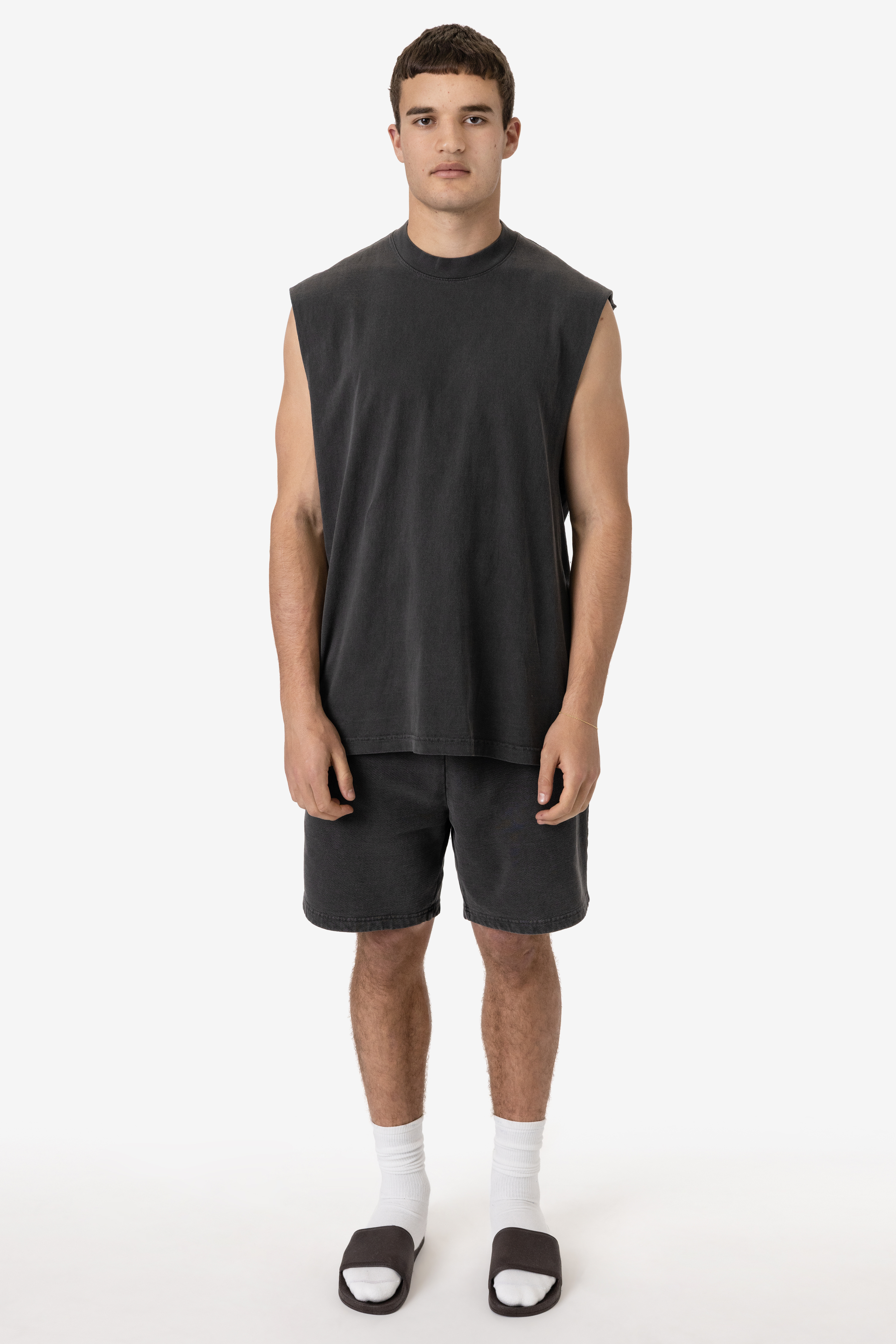 6.5 OZ GARMENT DYE SLEEVELESS TEE 1