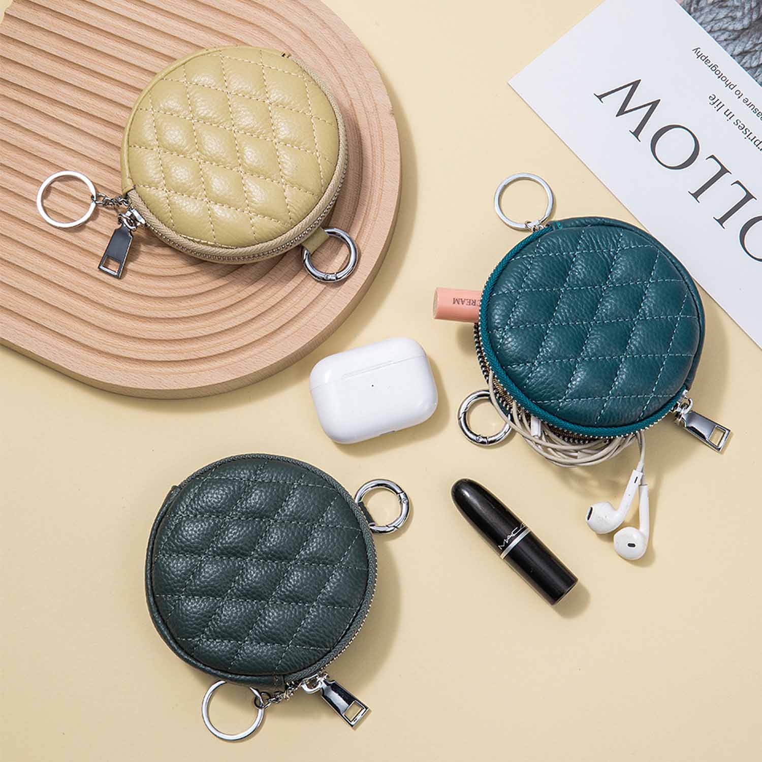 Round Coin Purse With Keychain 3