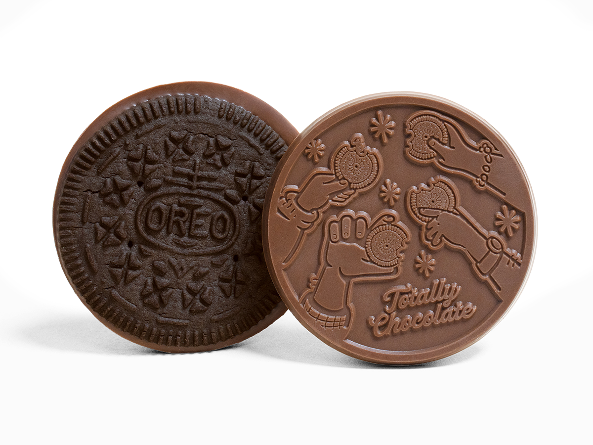 Four-Bite Oreo® Cookie with Custom Engraved Chocolate (3.2 in.)