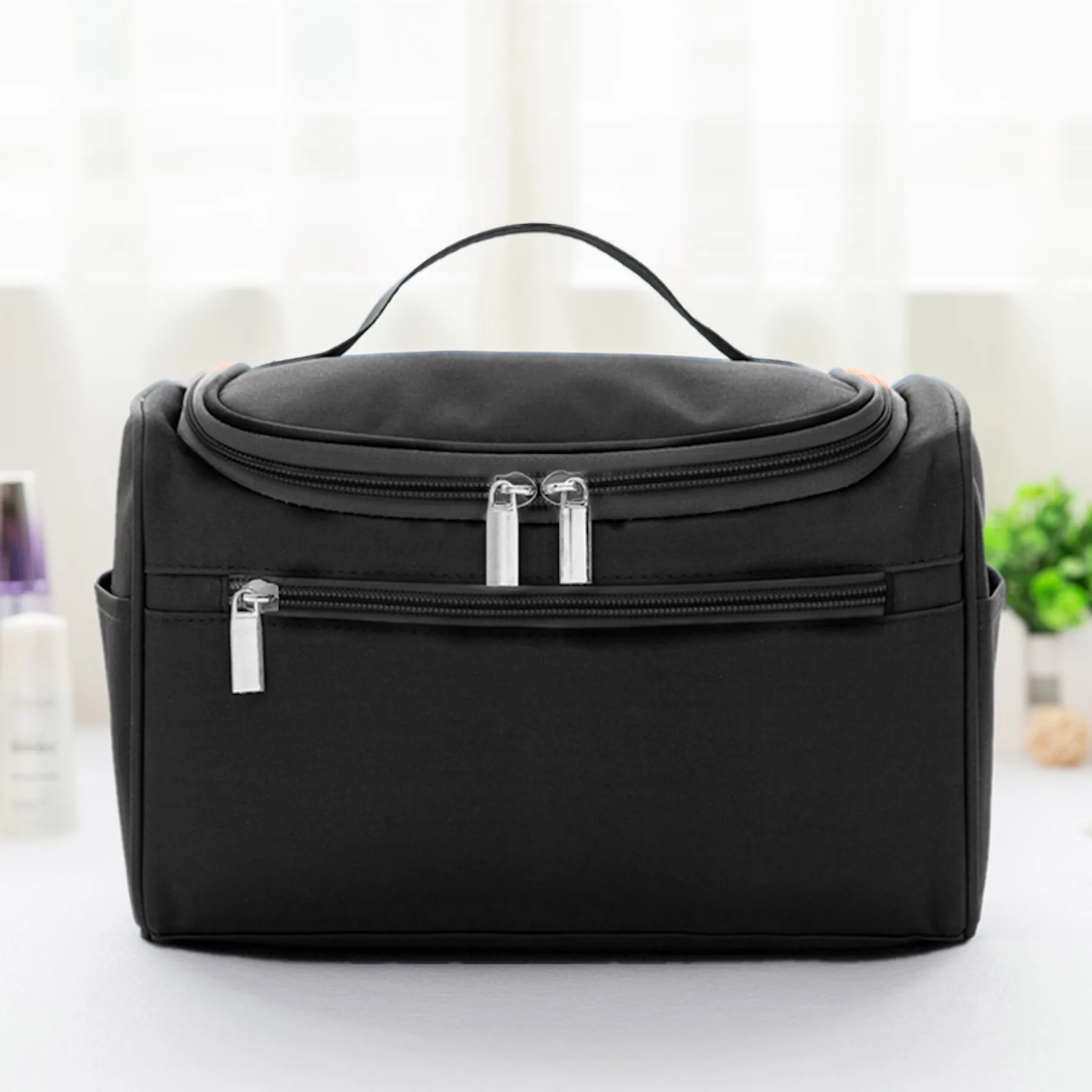 Hanging Travel Cosmetics Bag 9