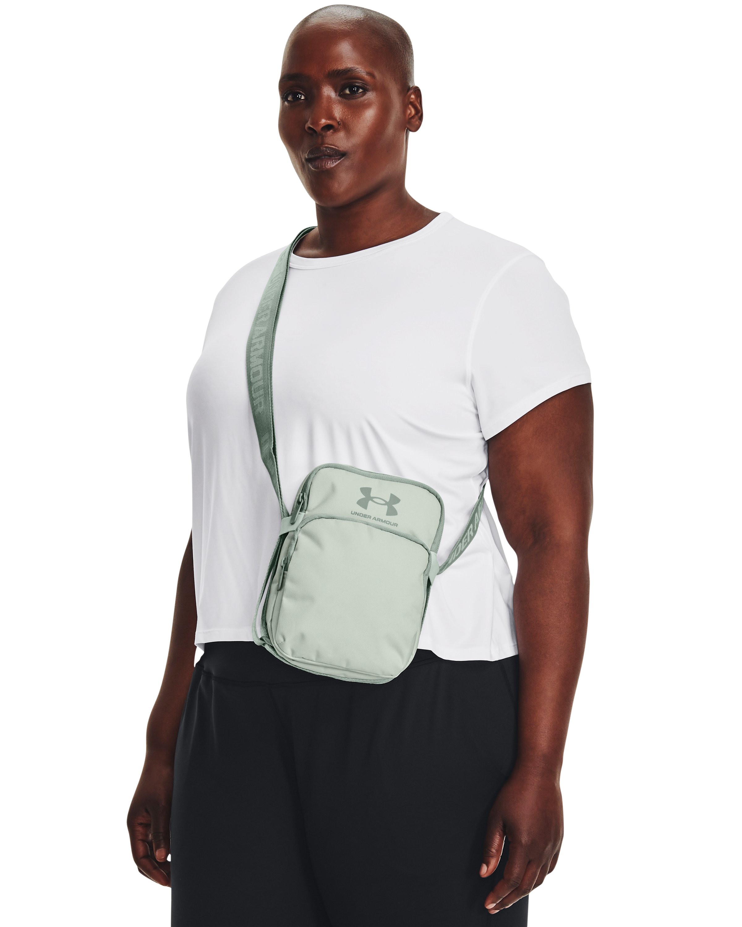 UA Essential Crossbody 10