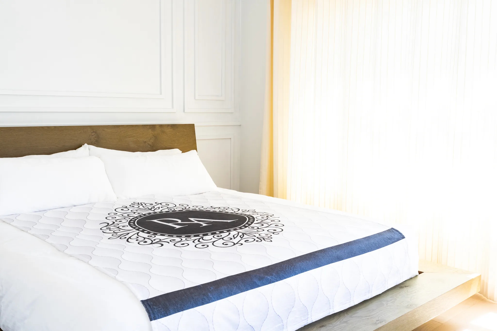 EPICOLOR Sherpa Throw - 60" x 80"