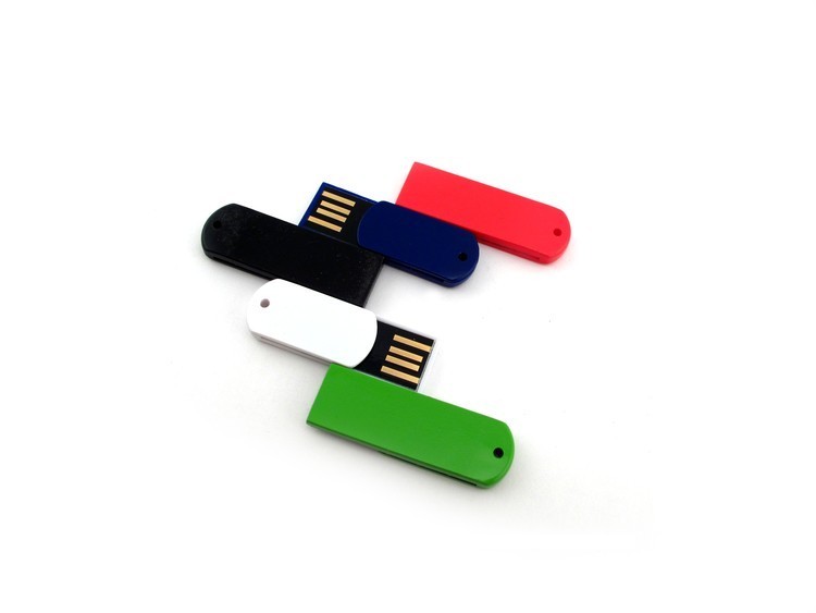 4GB Goldfinger USB Drive 900