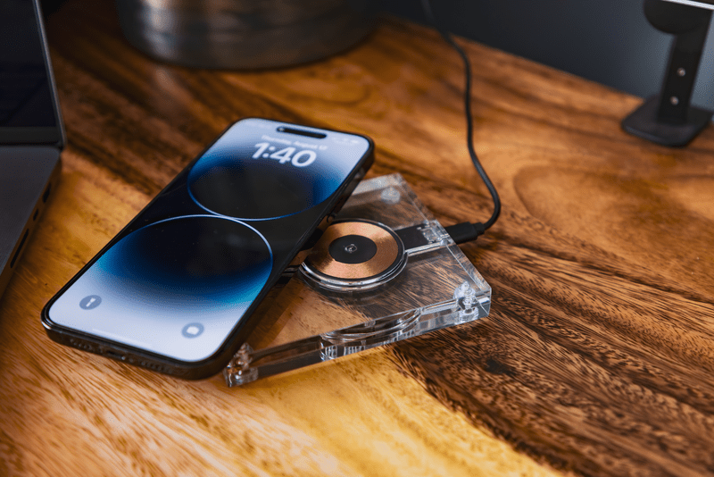 Clear Wireless Charger 19