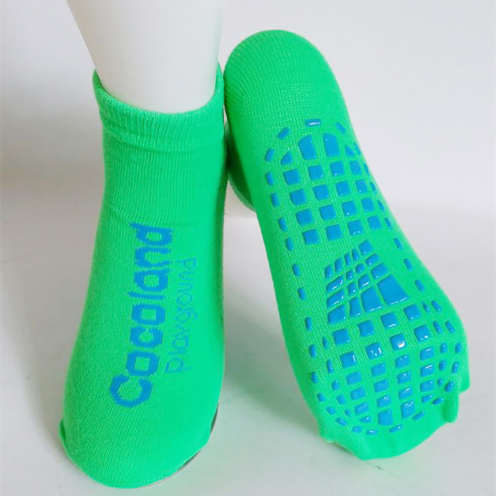 Youth Soft Non Slip Trampoline Socks / Yoga Socks 5