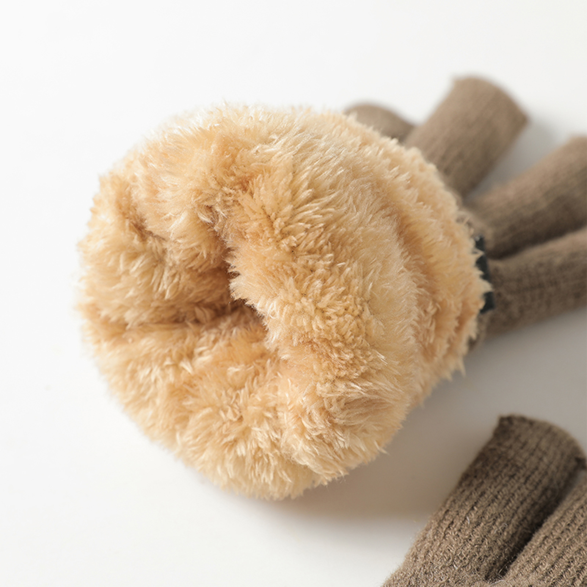 Acrylic Cold Resistant Knitted Touchscreen Gloves 2