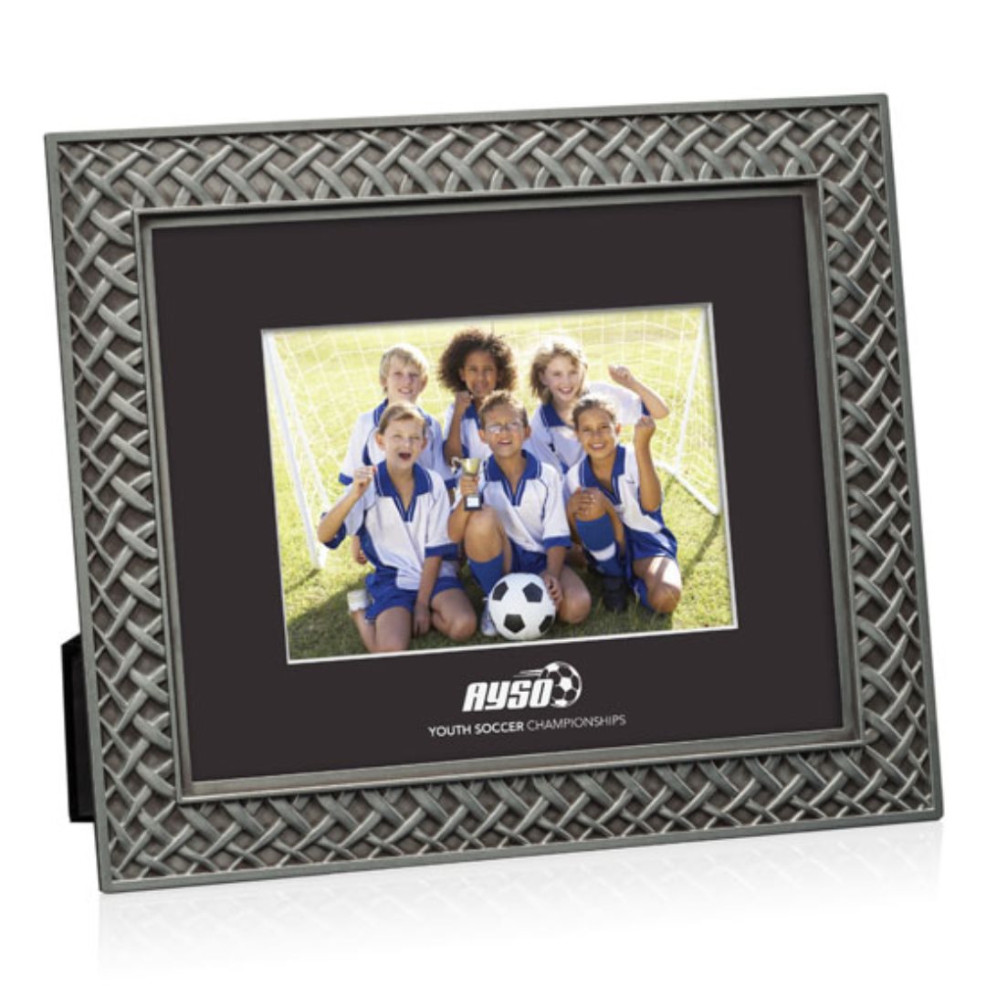 Camilla Frame 6