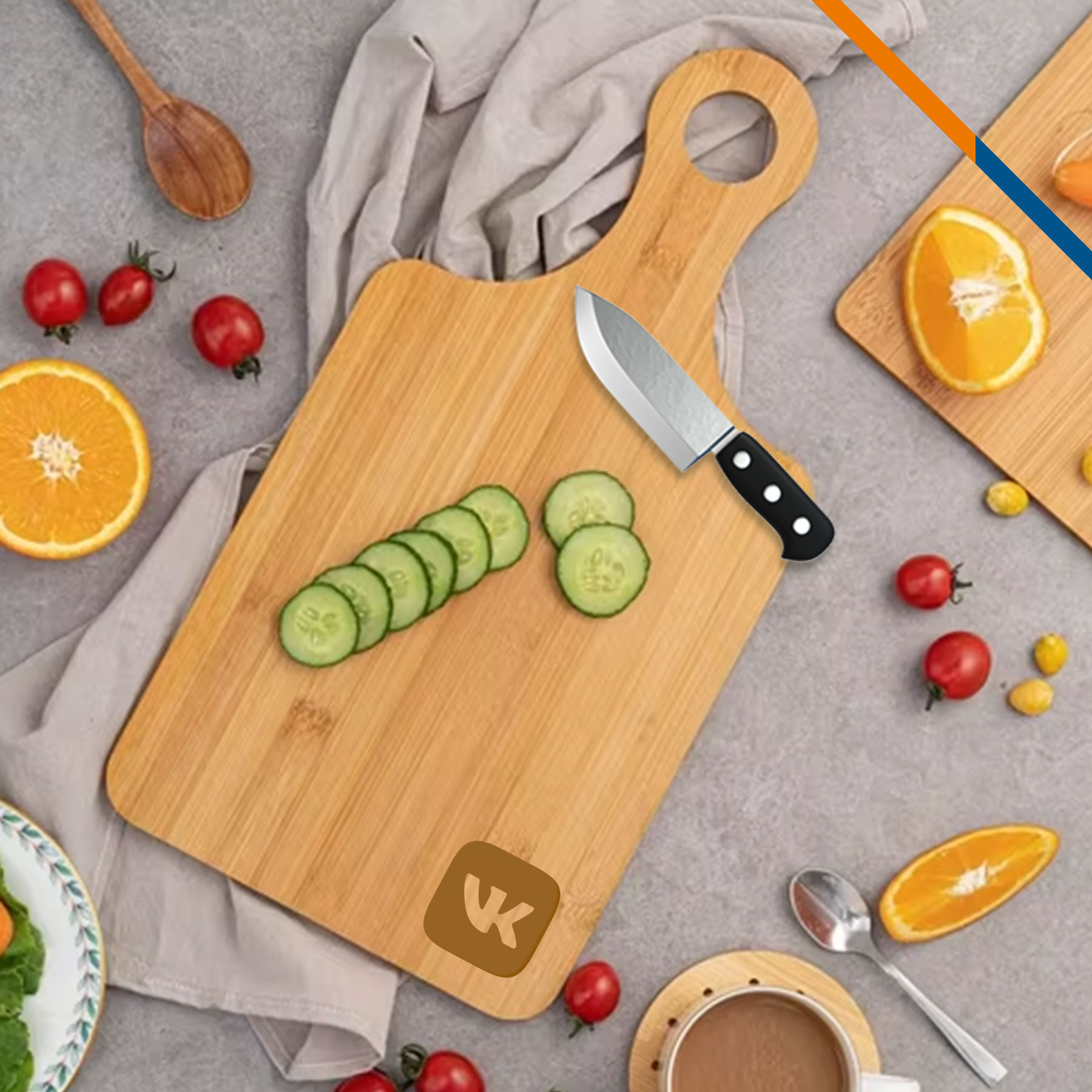 Moliere Bamboo Square Cutting Board With Handle 5