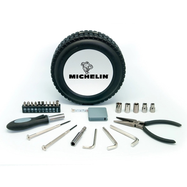 25 Piece Tire Tool Set 1