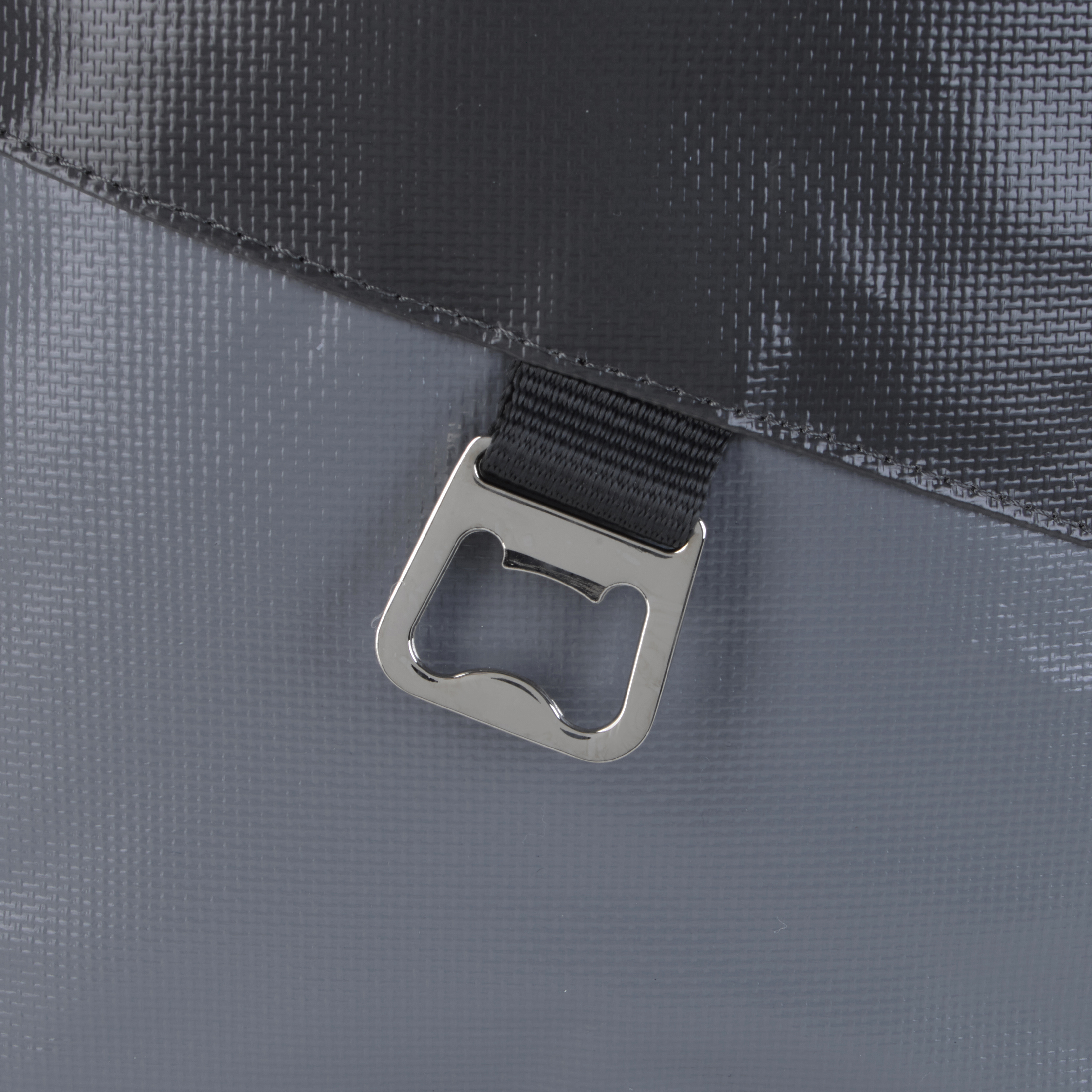 The Viking Collection® Tarpaulin Picnic Tote 19