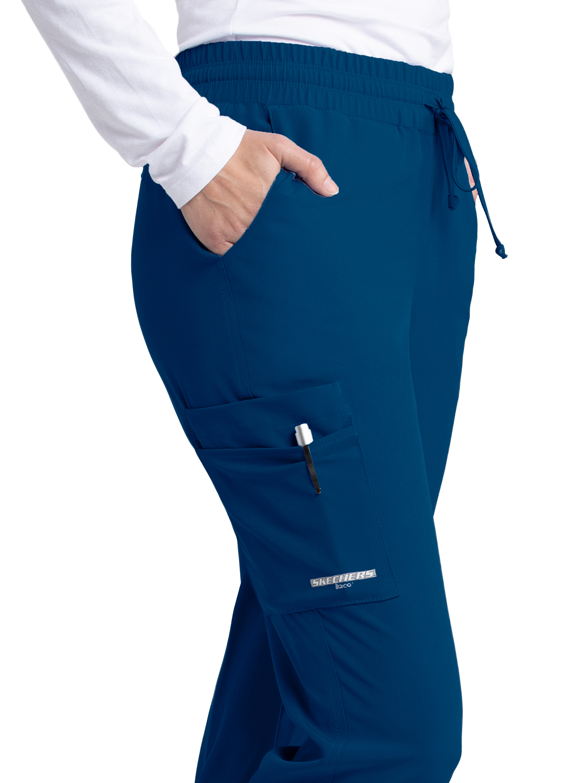 Skechers - Women's Four-Pocket Low-Rise Theory Jogger Scrub Pant 44