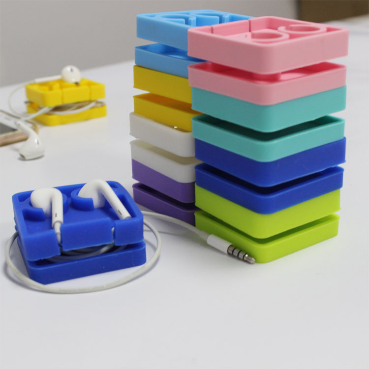 Square Silicone Bobbin Winder 5
