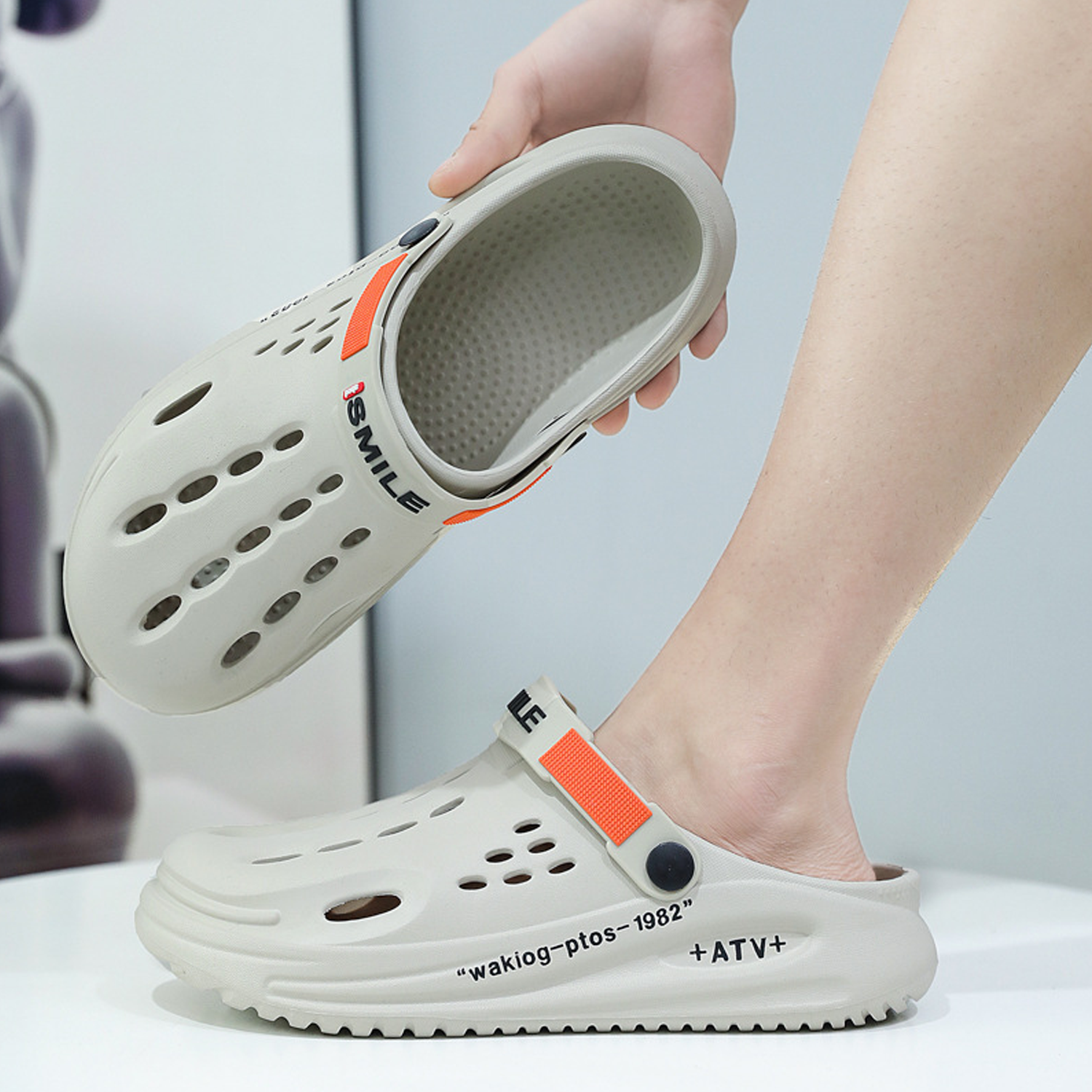 Slip-on Walking sandals for Outdoor And Beach 3