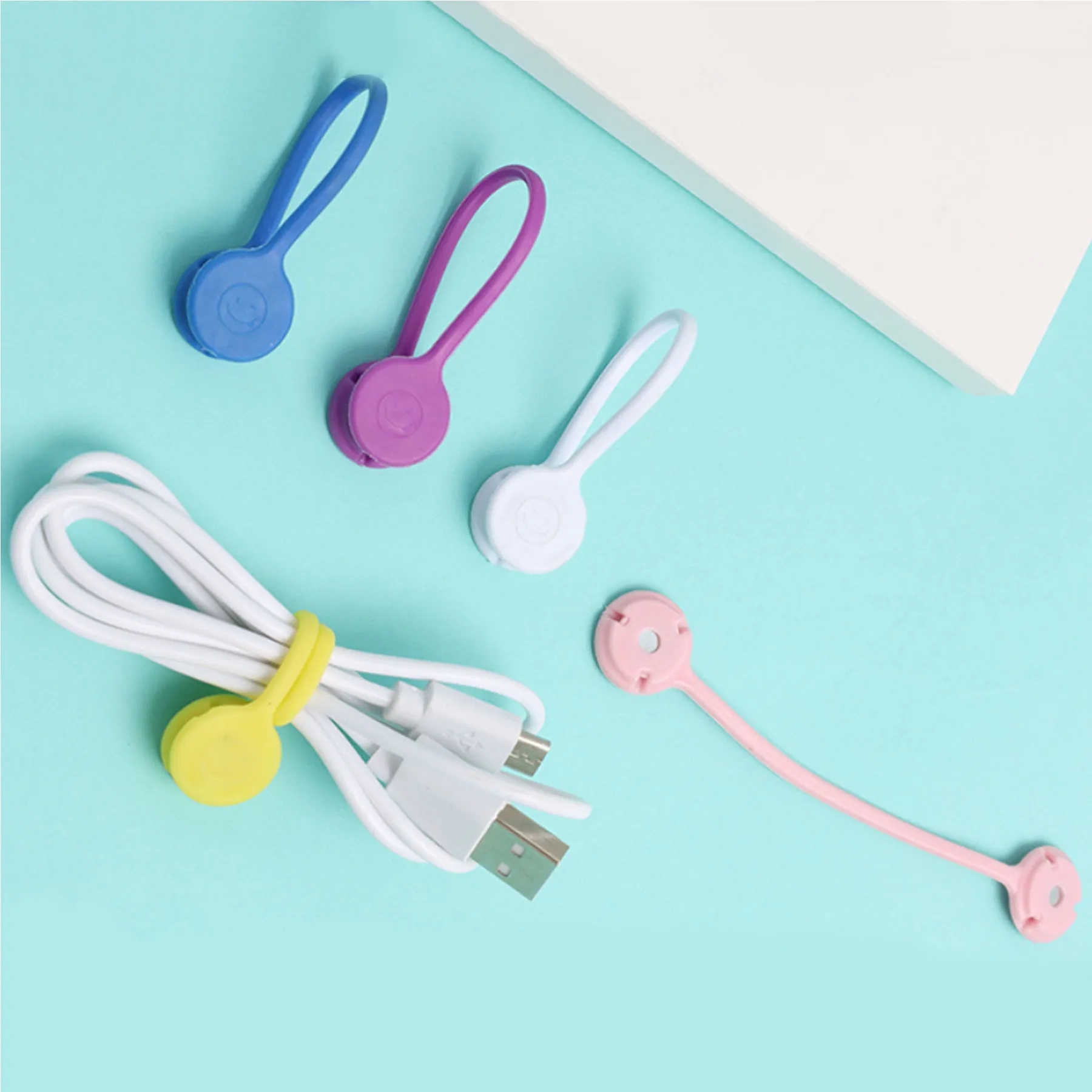 Magnetic Silicone Cable Tie 2