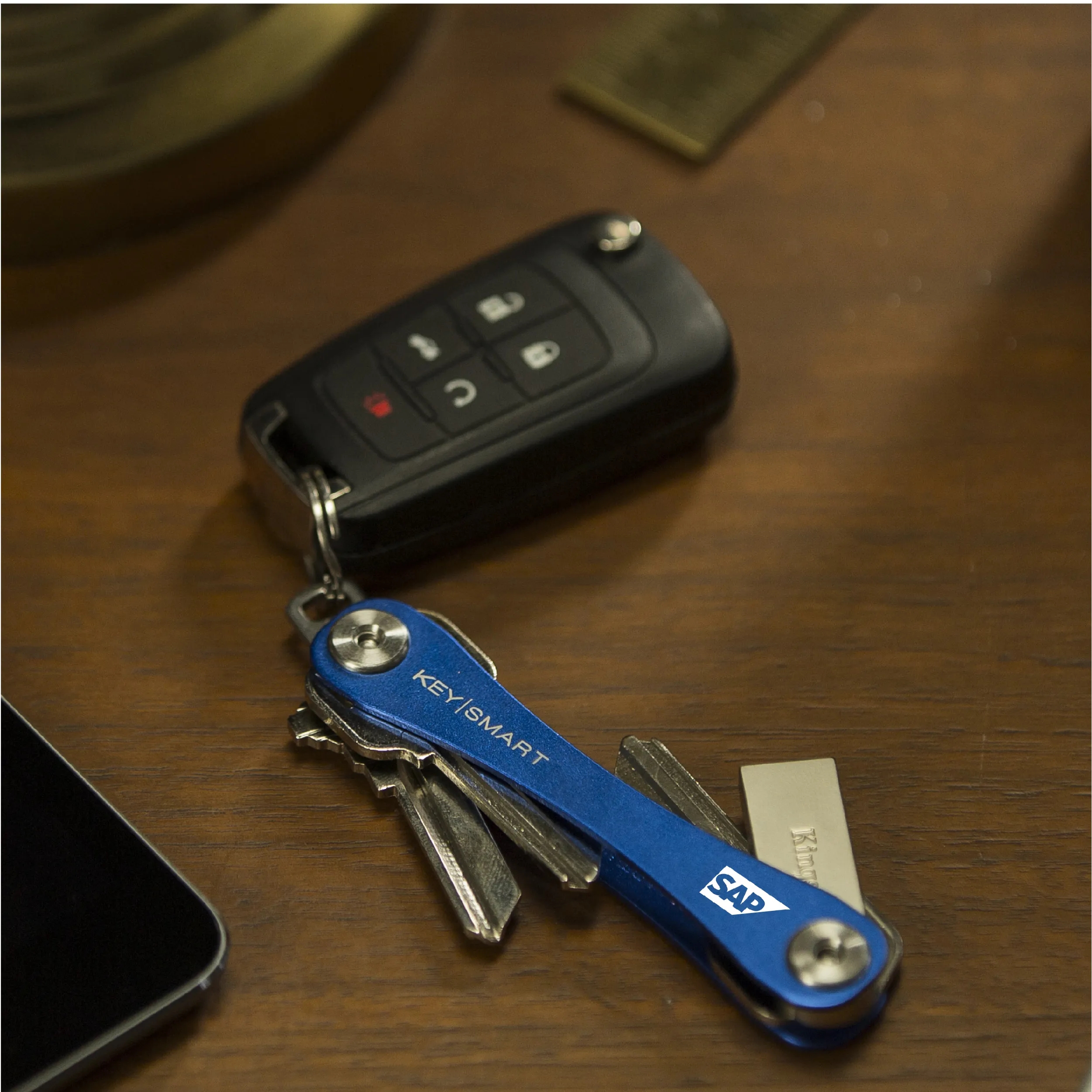KeysmartA(R) Extended. Compact key holder 9