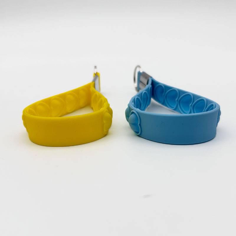 Silicone Heart Keychain Stress Relief 5