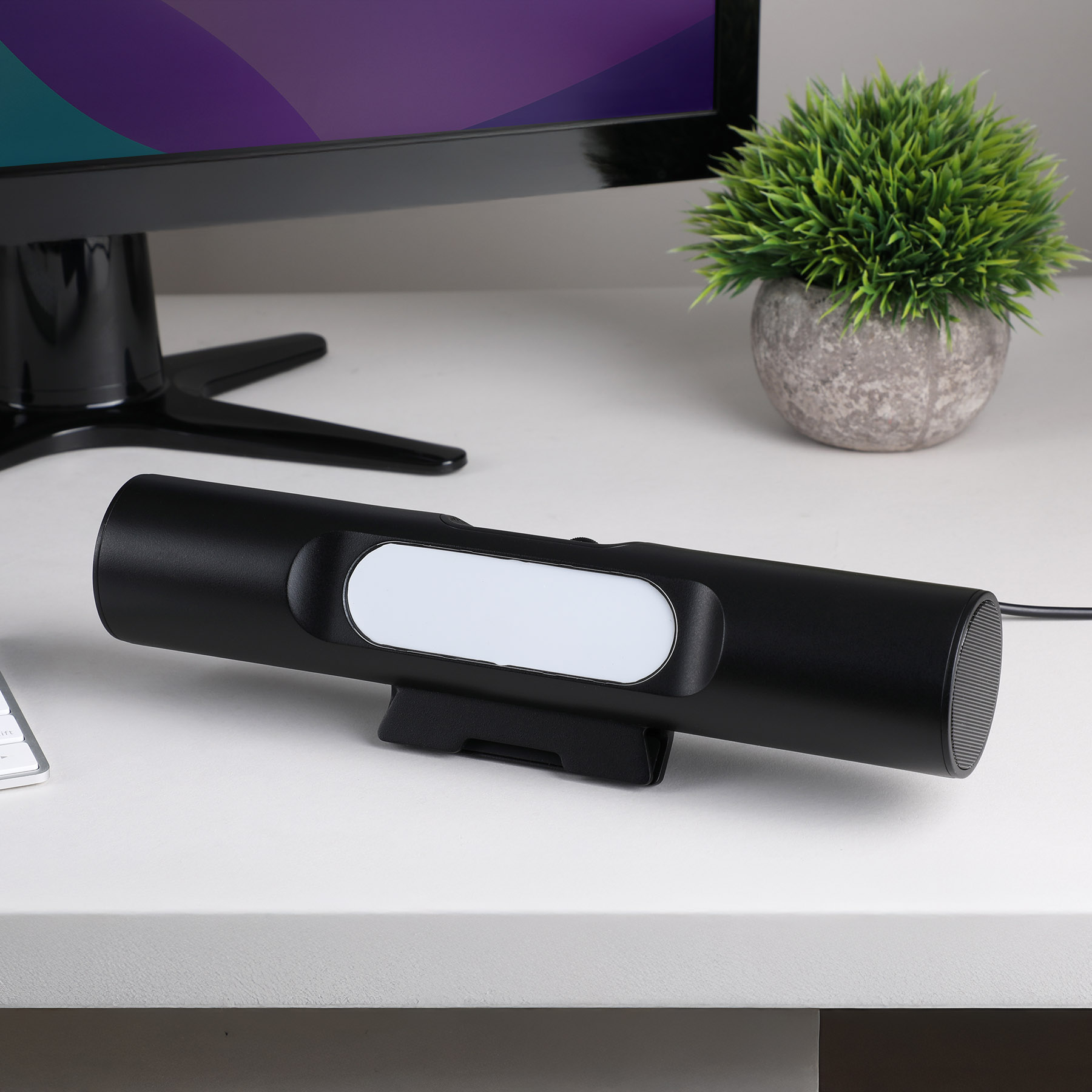 Sound Saber Clip On Wireless Monitor Speaker
