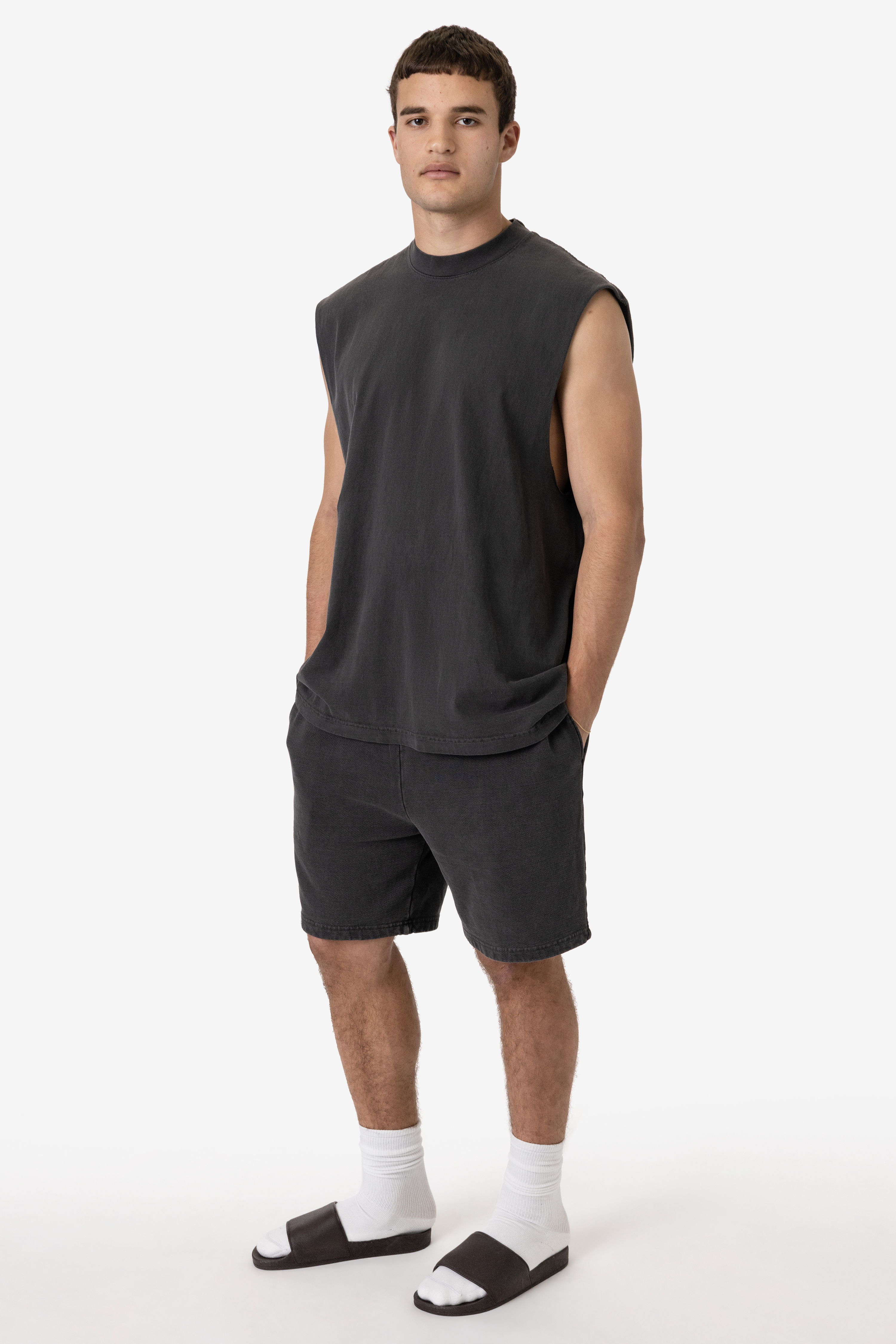 6.5 OZ GARMENT DYE SLEEVELESS TEE 4