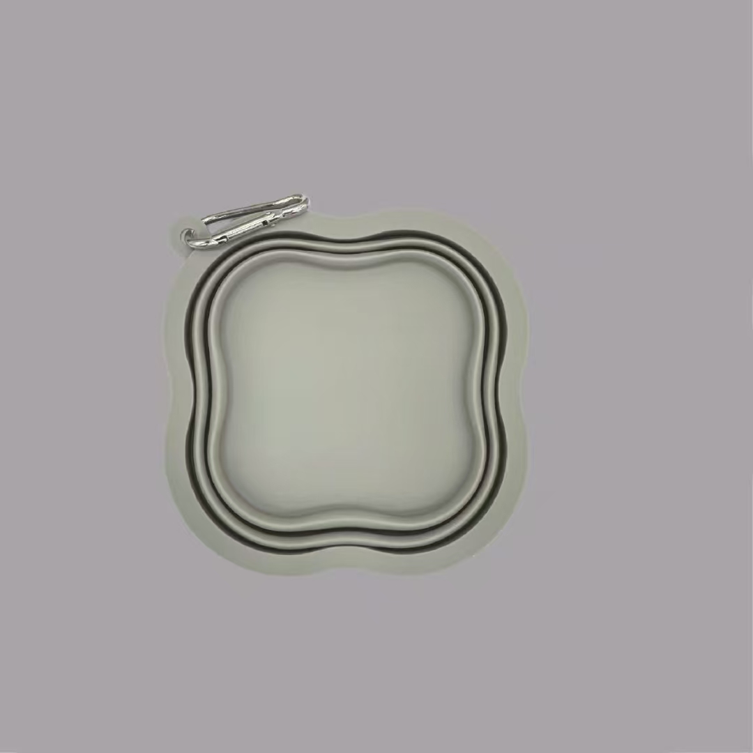 Four-Leaf Clover Silicone Pet Bowl 1