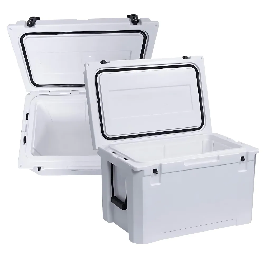 60L Ice Chest with 4 Molded-in Cup Holders 7