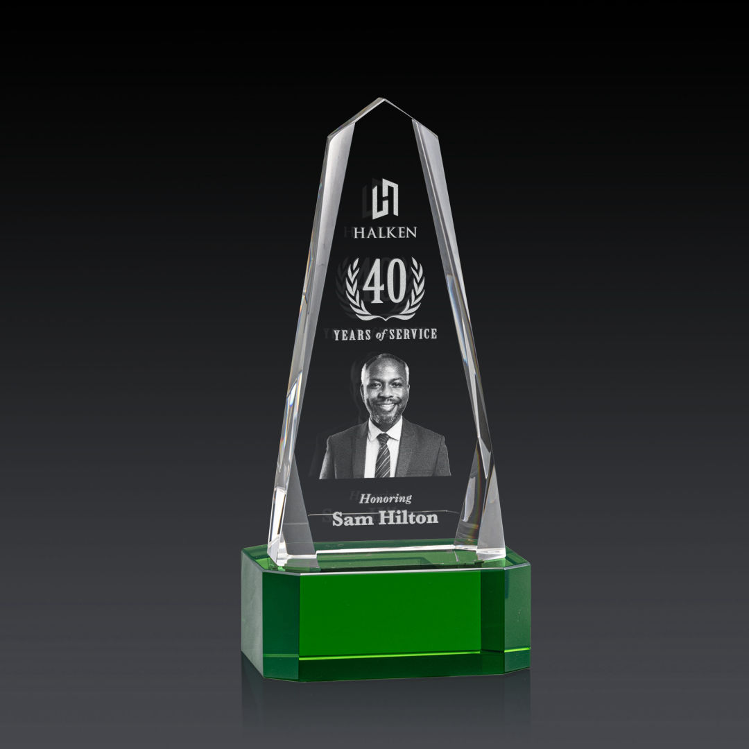 Geneva 3D Award on Base - Green 2