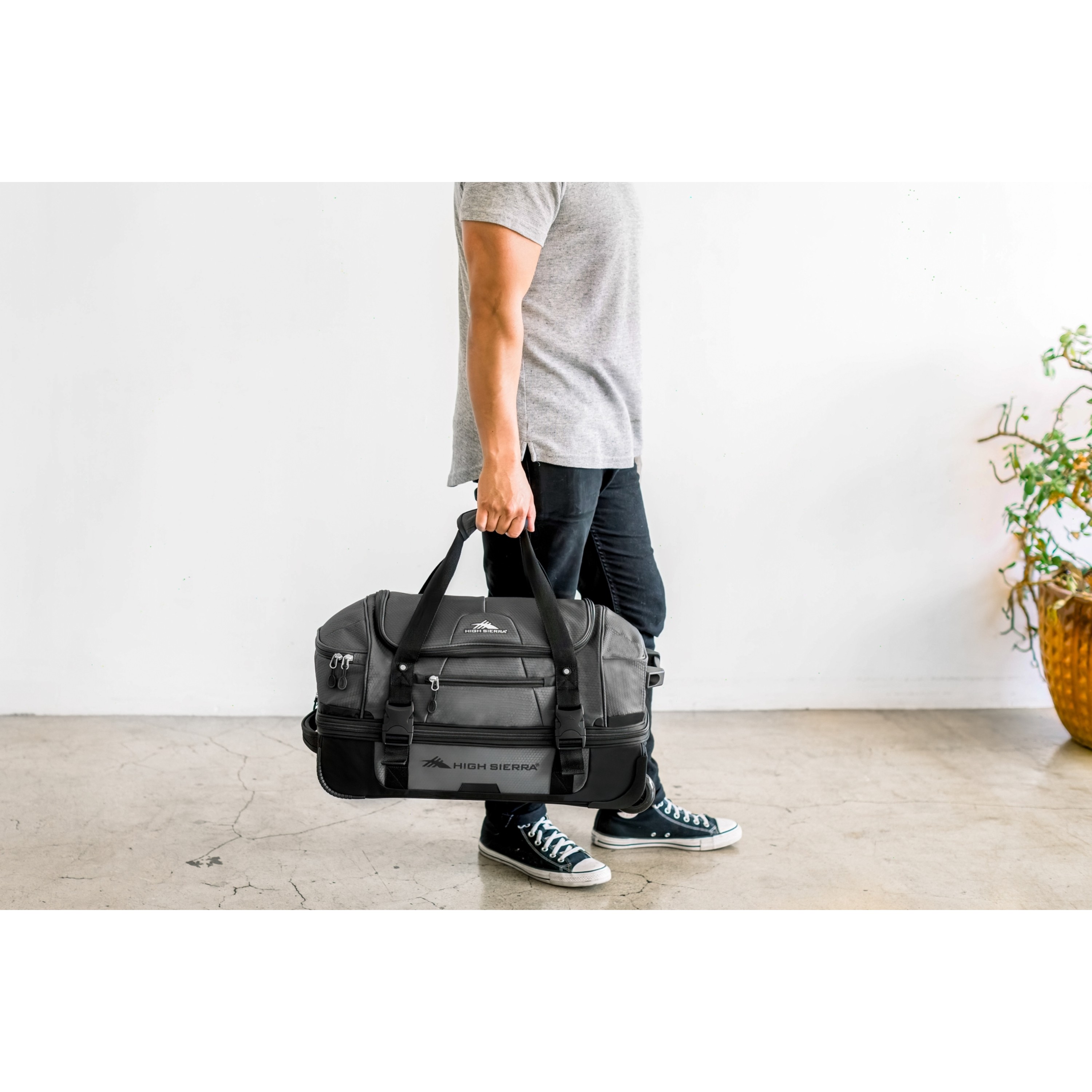 High Sierra® Fairlead 22" Drop Bottom Wheeled Duffel 6