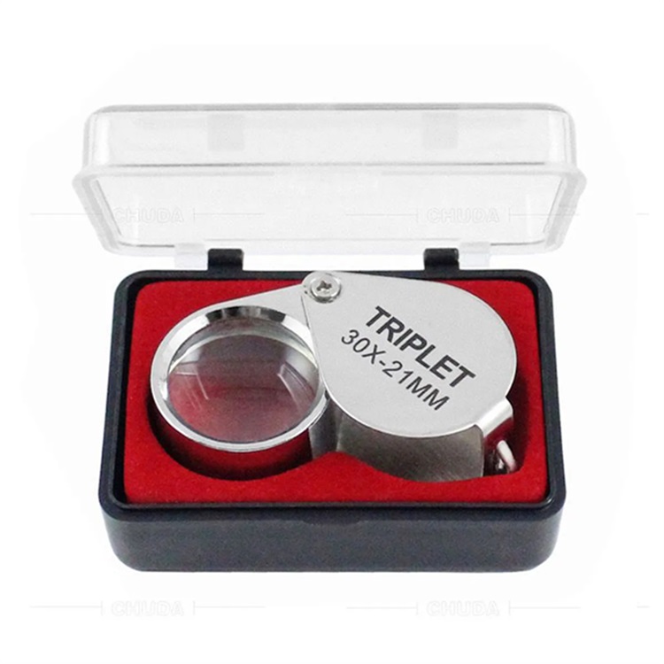30X Mini Foldable Magnifying Glass 3