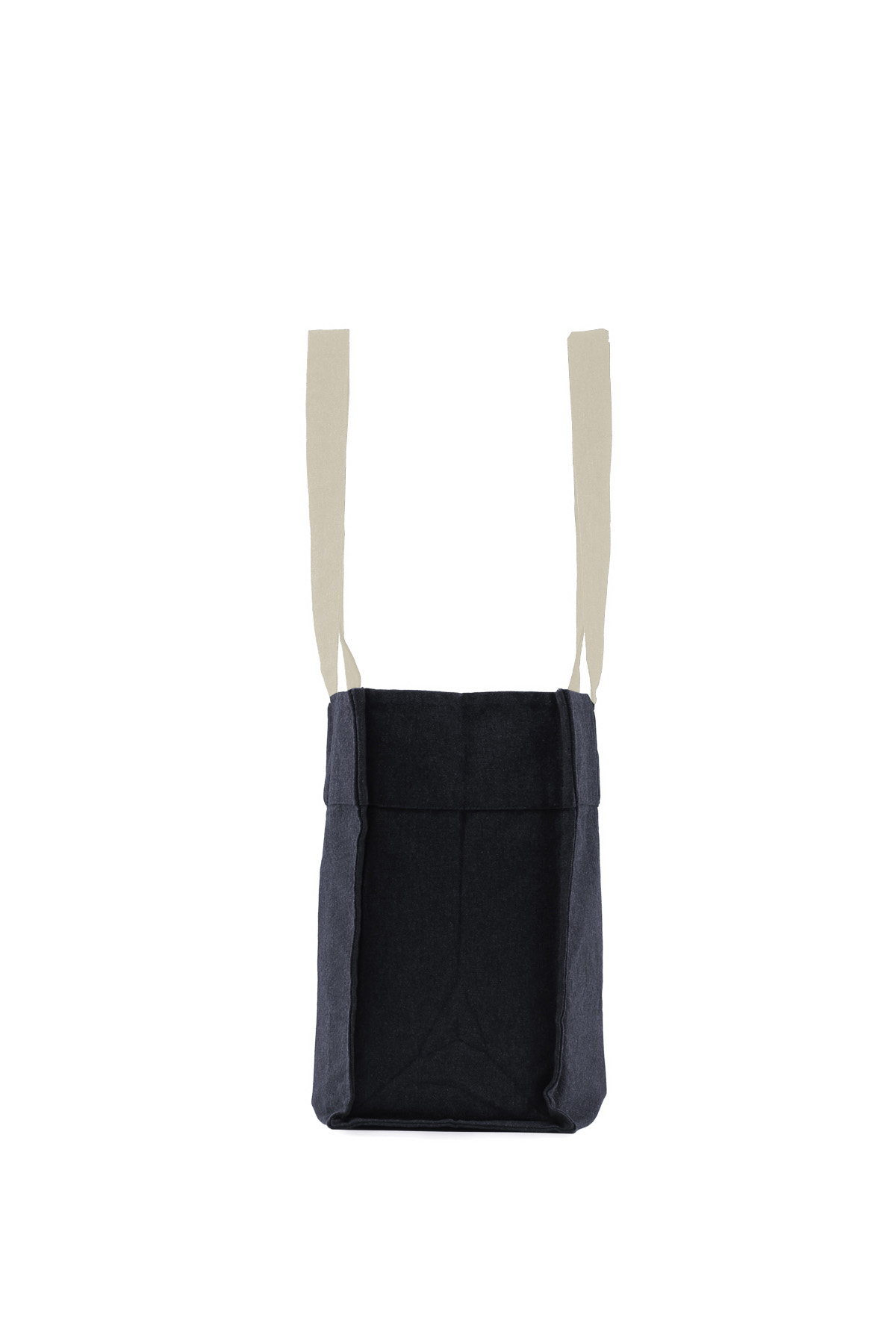 Trace & Carry Large Tote 11