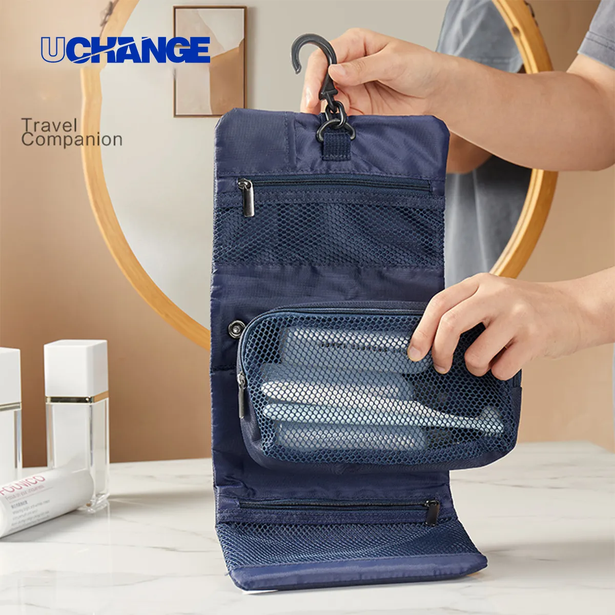 Compact Foldable Hanging Toiletry Bag With Buckle 2