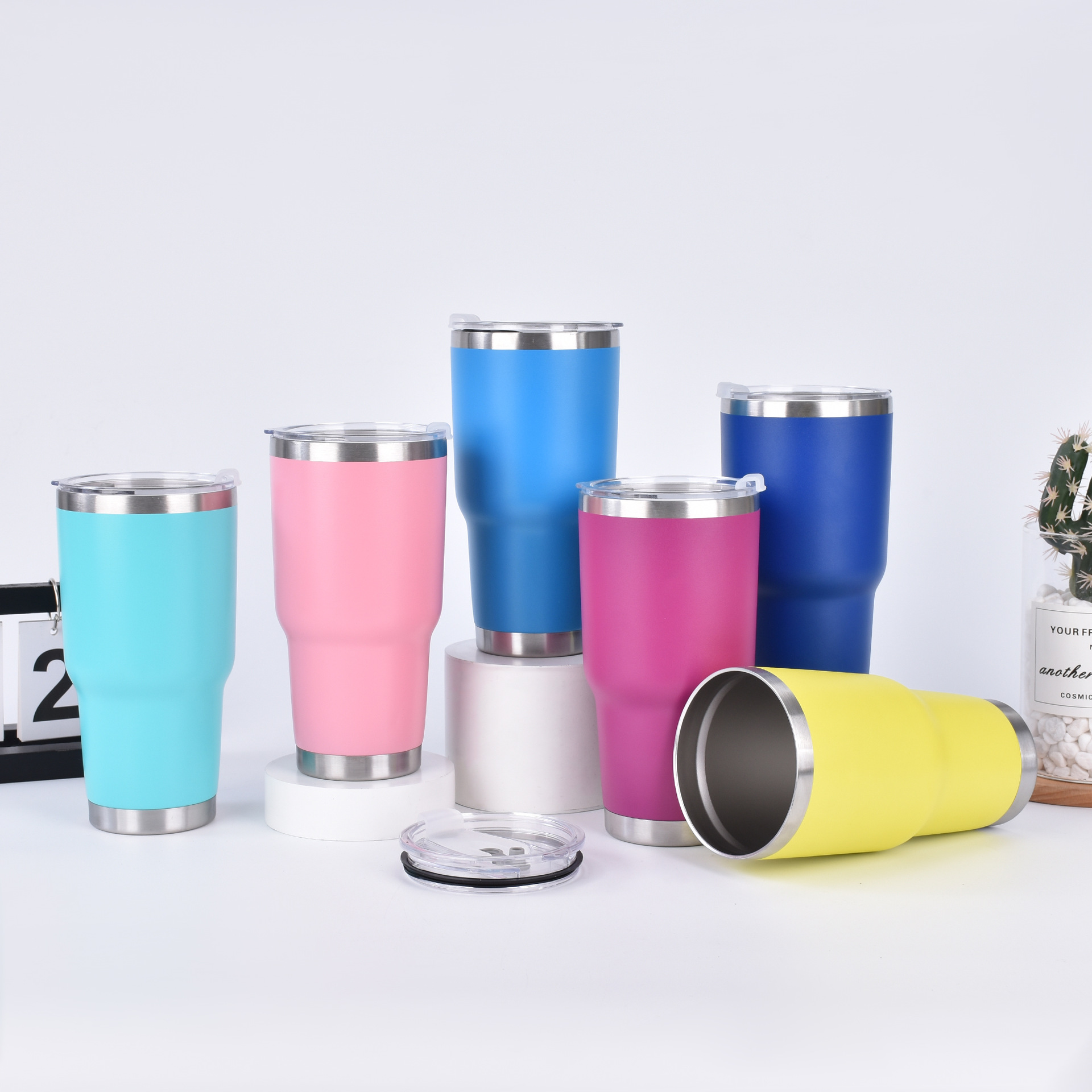 30 oz Stainless Steel Vacuum Bottle, custom water bottle with logo imprint 2