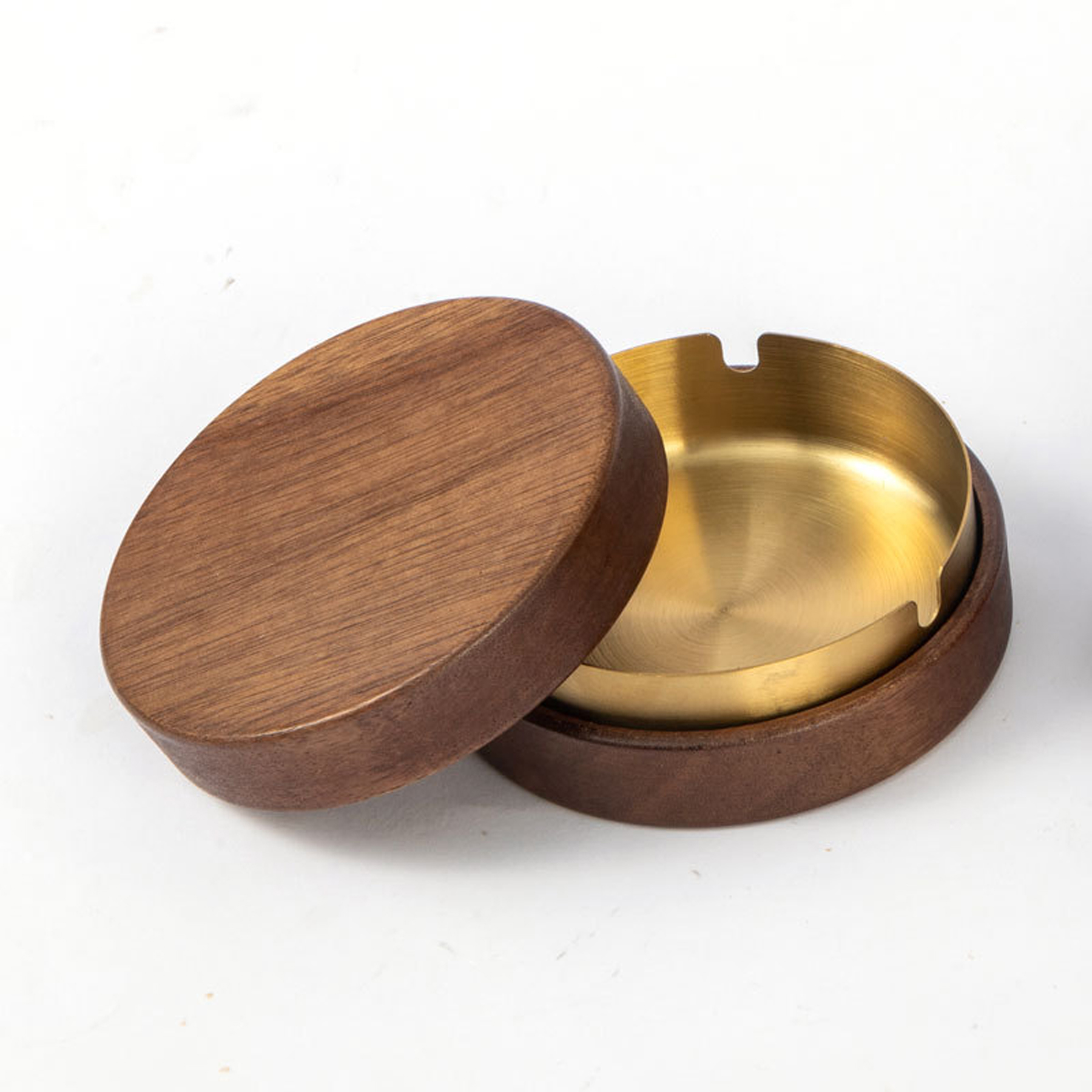 Windproof Wooden Stainless Steel Ashtray with Lid 1