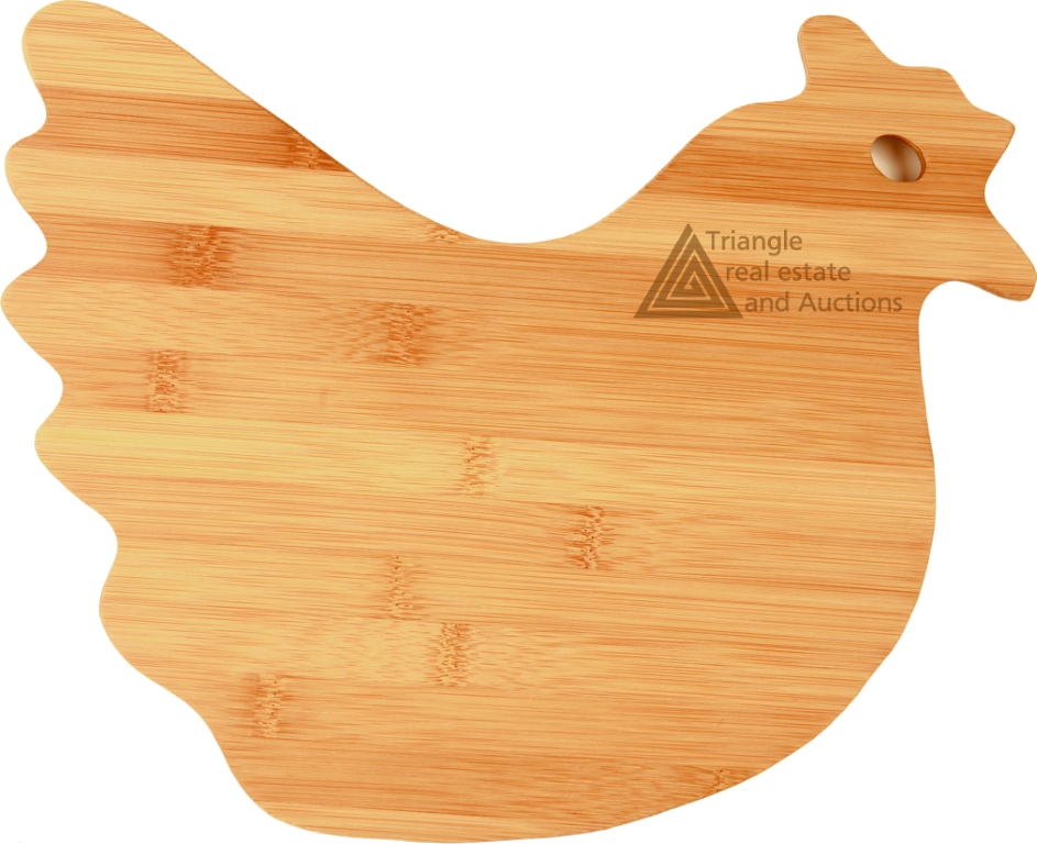 13 1/2" x 10 7/8" Bamboo Hen Shaped Cutting Board